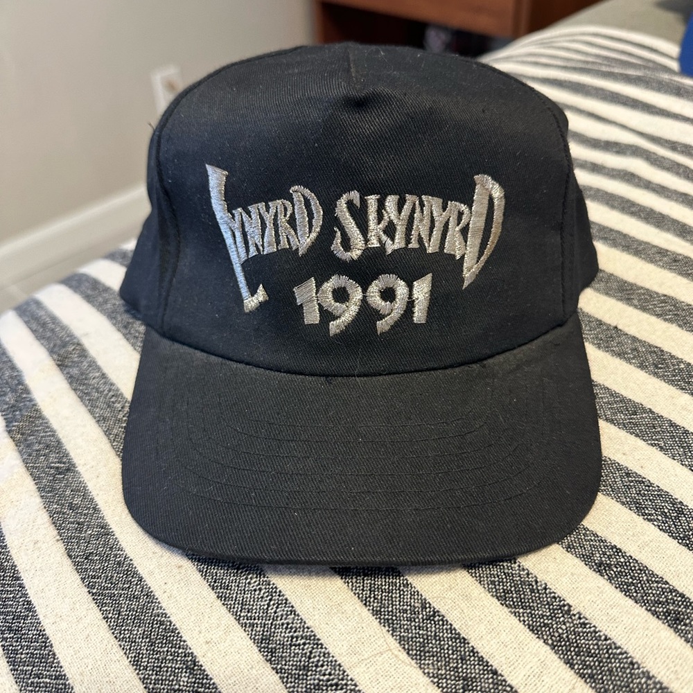Vintage Lynyrd Skynyrd snapback hat!